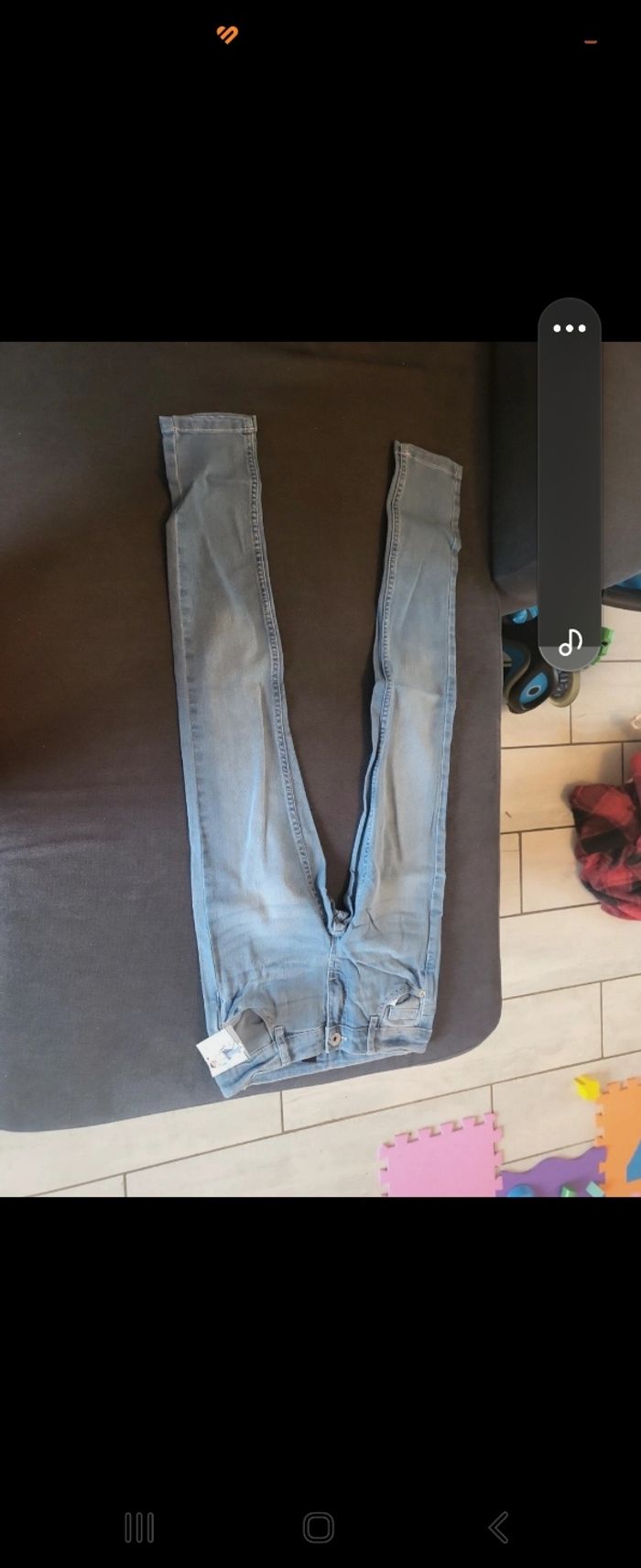 Pantalon neuf - photo numéro 2