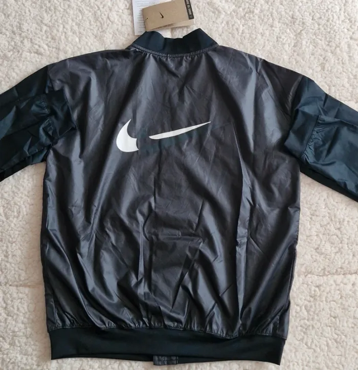 Veste Nike - photo numéro 5