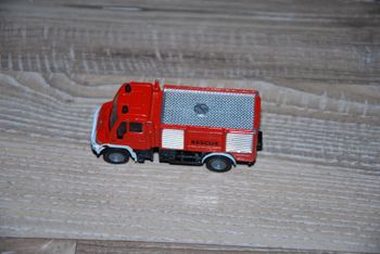 camion pompier Rescue miniature Mercedes rosenbauer