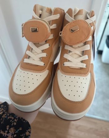 Baskets bershka jamais porté pointure 35