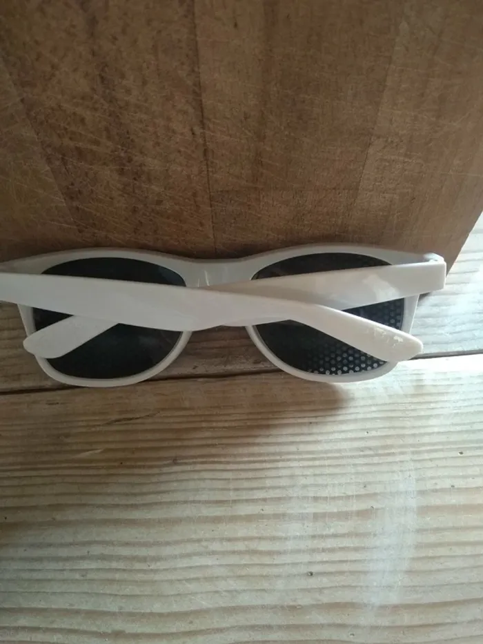 Lunettes - photo numéro 2