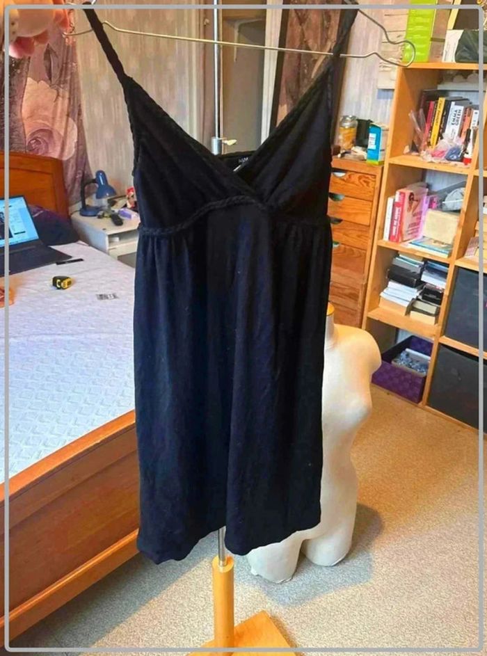 Robe  taille  xs/34  marque H&M - photo numéro 4
