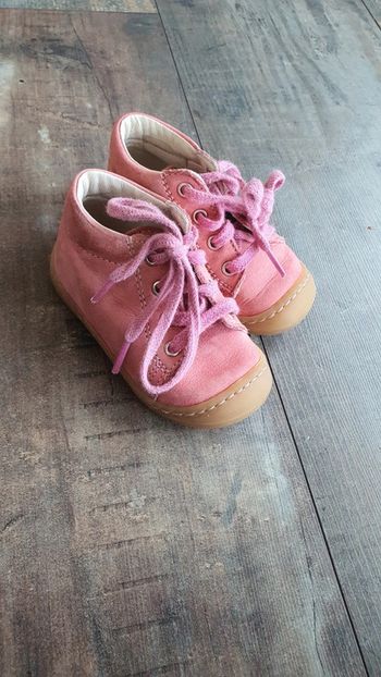 Chaussures gémo taille 19 en très bon état