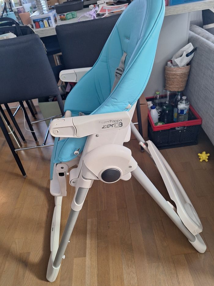 Chaise haute - photo numéro 4