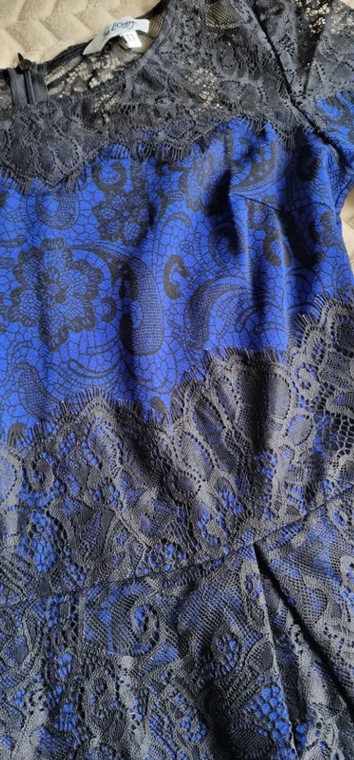 Robe "Jus d'orange" bleu a dentelle noire taille 1 - photo numéro 3