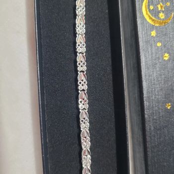 Bracelet neuf + boîte neuve