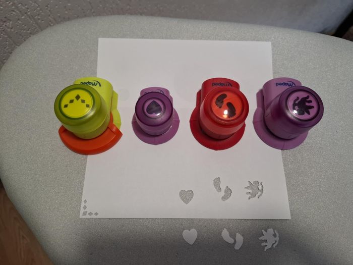 Lot de 4 belles perforatrices scrapbooking Maped comme neuves - photo numéro 5