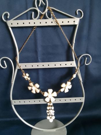 Collier poggi