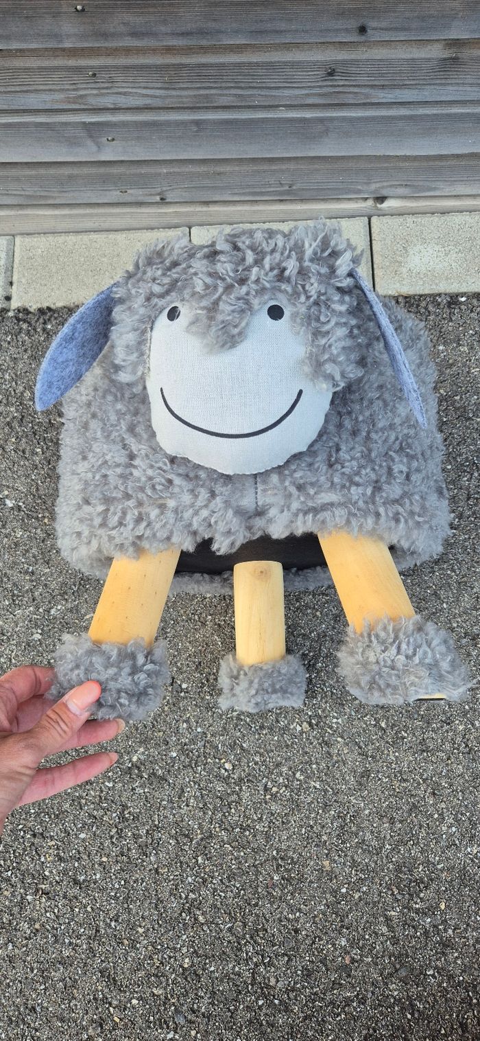 Tabouret enfant mouton en bois 🐑 - photo numéro 2