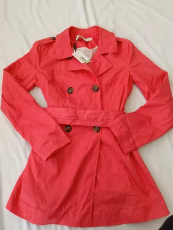 Trench couleur corail taille M marque Troll neuf