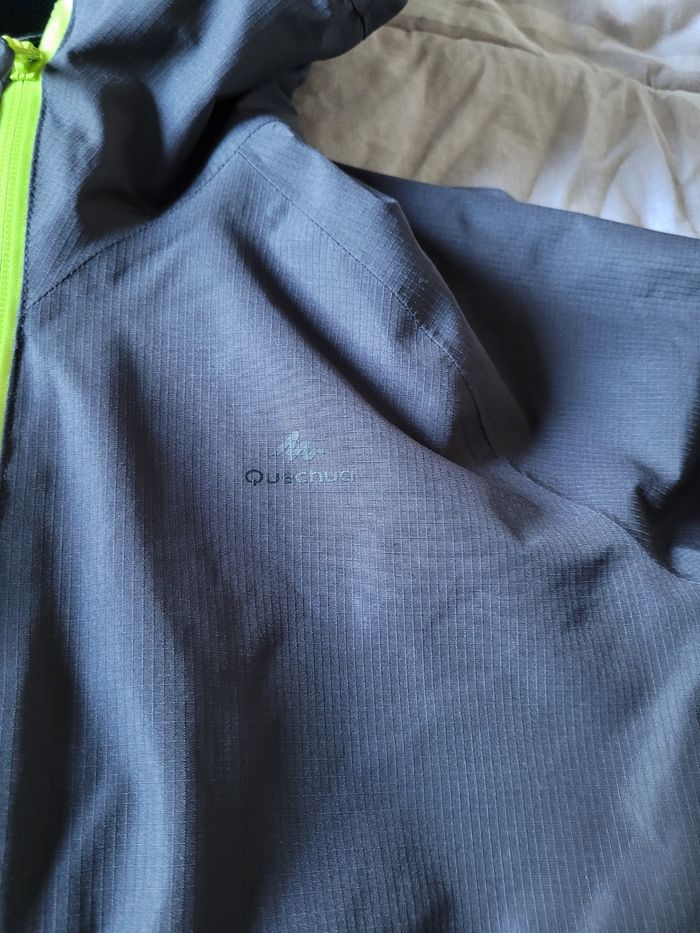 coupe vent imperméable queshua 12/13ans (7e) - photo numéro 4