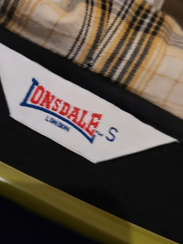 Lonsdale - photo numéro 3