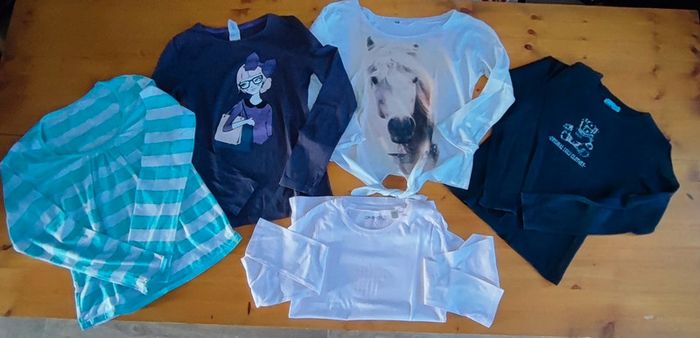 Lot de vêtements 12 ans 22 pièces - photo numéro 4