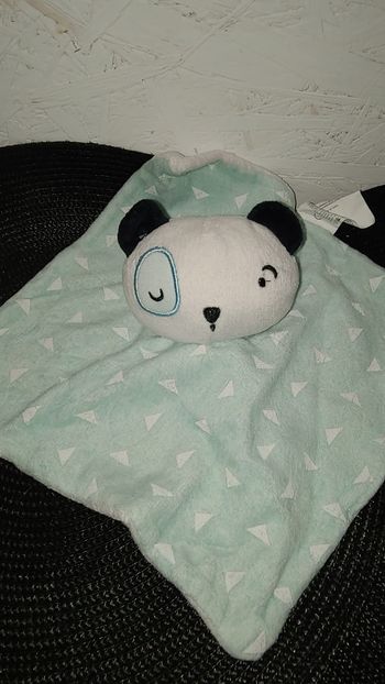 Doudou Plat Ours Bleu Koala Panda Bleu Blanc Coquard Triangles Leclerc Siplec