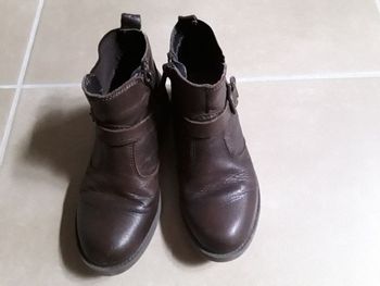 Bottines marron fille en 28 ANDRE TBE