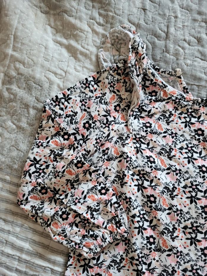 Blouse à fleurs 6 ans - photo numéro 2