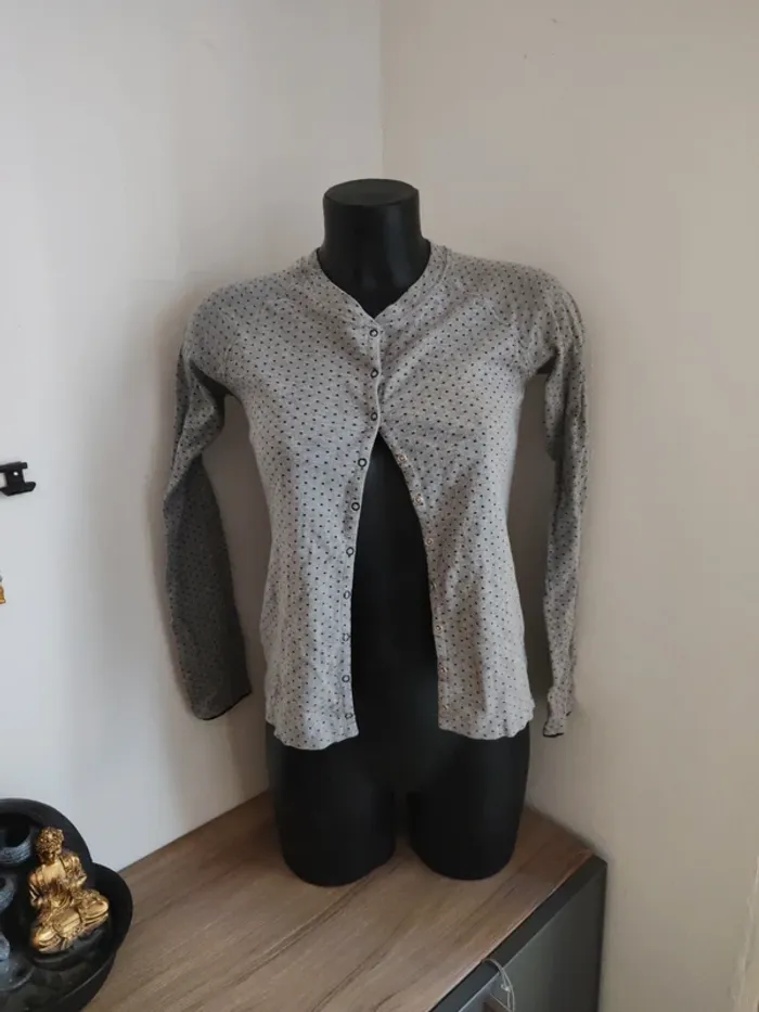 Haut de pyjama taille 36 marque icic et maintenant