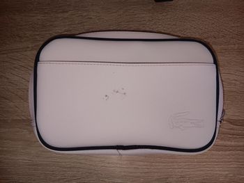 Pochette Lacoste