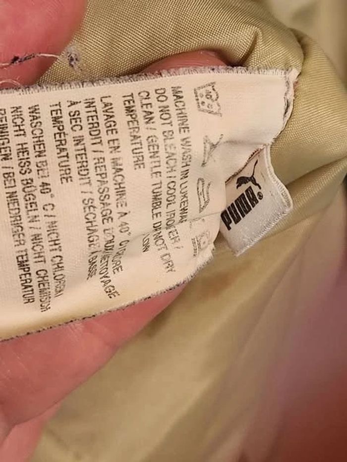 Veste coupe vent Noire - Puma - Taille 40 - Parfait État. - photo numéro 6