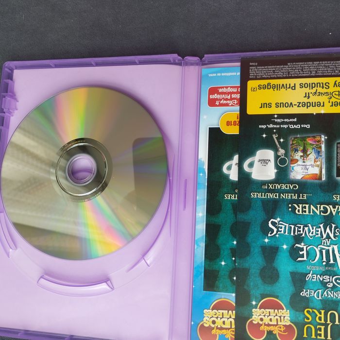 DVD Alice au Pays des Merveilles Disney - photo numéro 10
