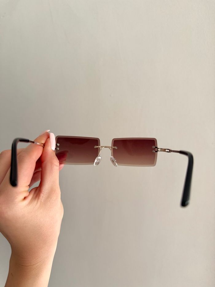 Lunettes de soleil rétro - photo numéro 2