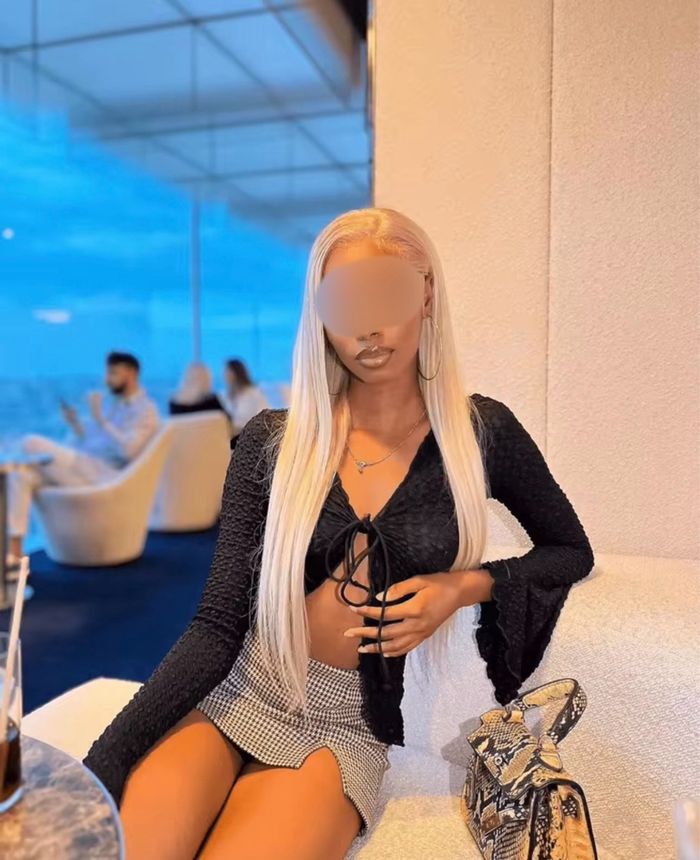 ✨ Perruque Lace Frontal 13x6 – Cheveux humains – Blond miel – 28 pouces ✨ - photo numéro 2