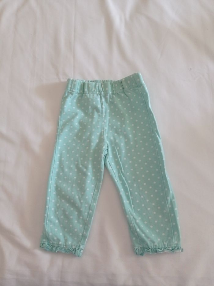 Caleçon ou pantalon couleur vert clair avec petits pois blanc dentelle en bas des jambes marque tape à l'oeil taille 18 mois 81cm taille élastique voir photos - photo numéro 2