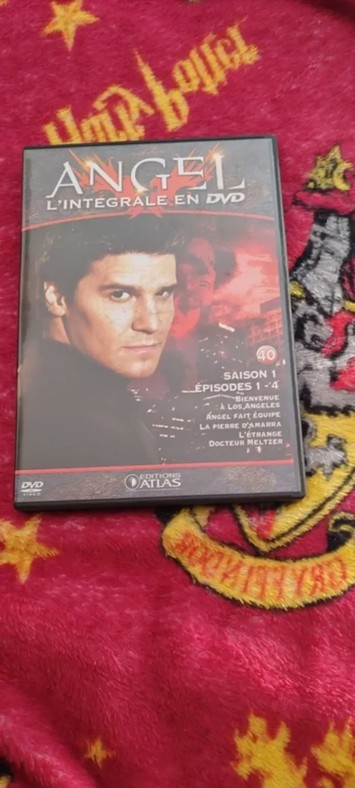 DVD Angel saison 1 épisode 1 à 4