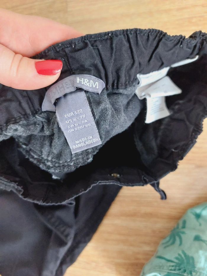 Shorts H&M taille 122. - photo numéro 5
