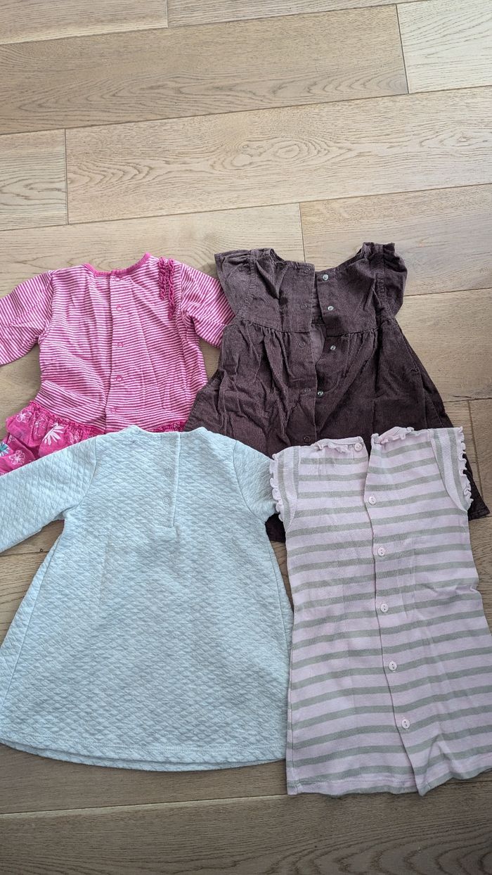 Lot robes - photo numéro 2