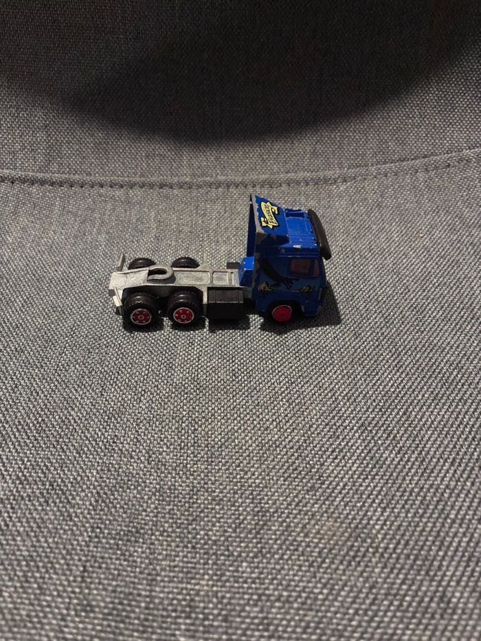 Camion remorque - photo numéro 2