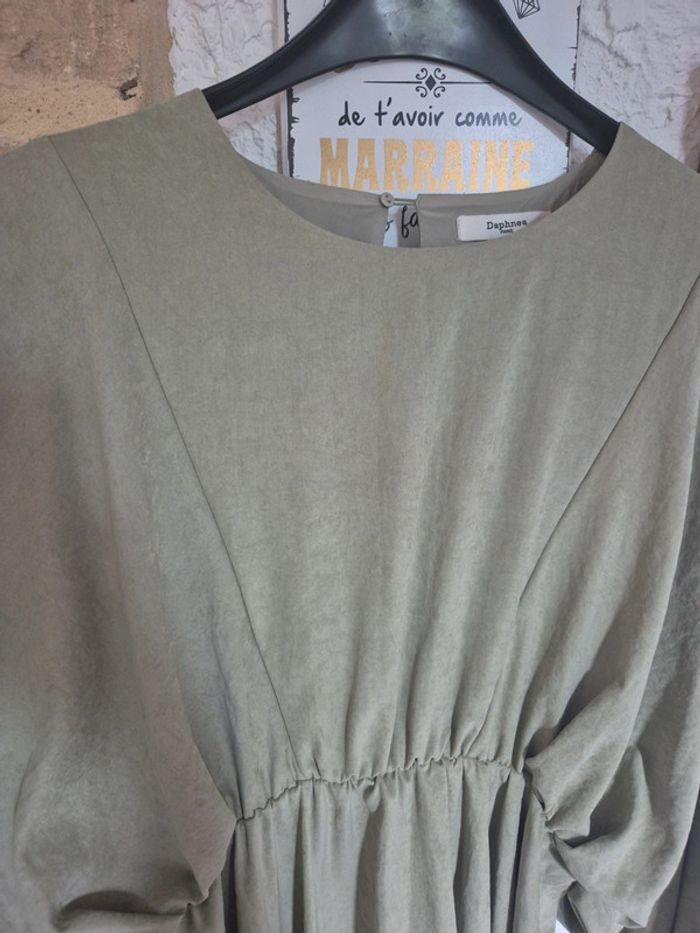 Magnifique robe courte verte olive manches ballon Daphnea taille L 40/42 - photo numéro 4