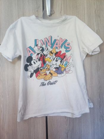 T shirt Disney Mickey and friends 8 ans