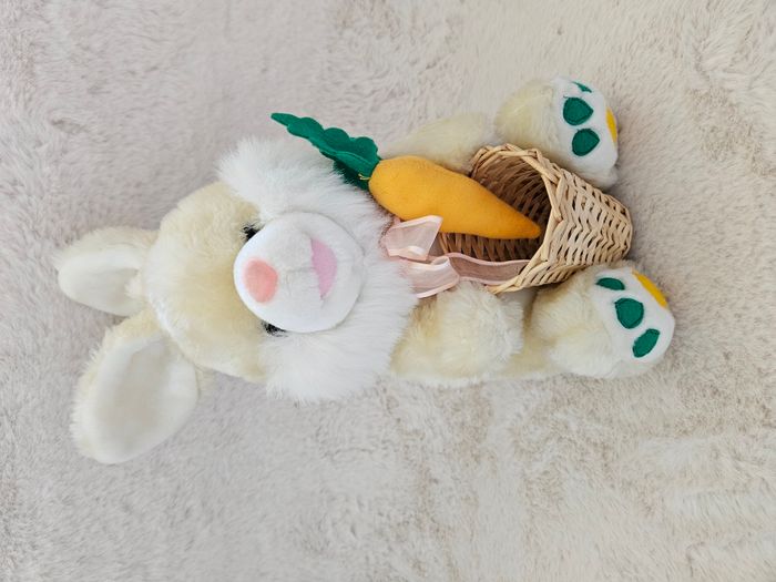 🌟🧸 Peluche Lapin et son panier🧸 - photo numéro 3