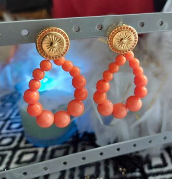 Jolies boucles d'oreilles Ikita