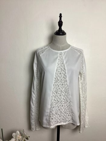Blouse écrue avec dentelle NA-KD 36