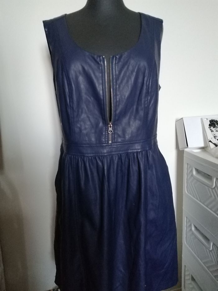 Robe simili cuir Naf Naf 40 - photo numéro 3
