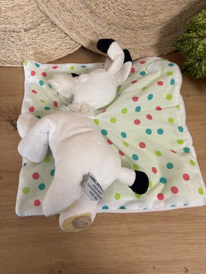 Doudou chien idefix couverture verte pois parc Astérix - photo numéro 3