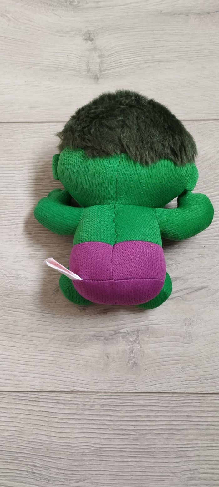 Petite peluche hulk ty marvel - photo numéro 2