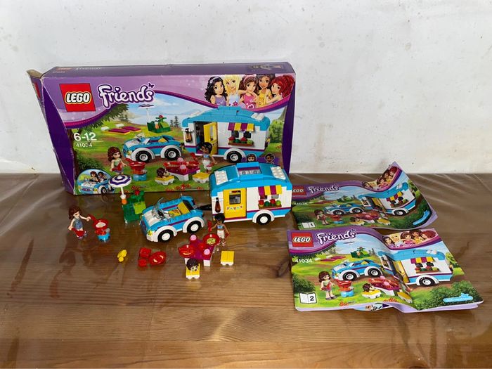 Lego Friends  41034 la caravane des vacances avec boîte et notices