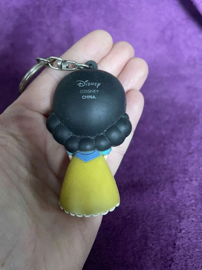 Blanche Neige Figurine Porte-clés Disney - photo numéro 3