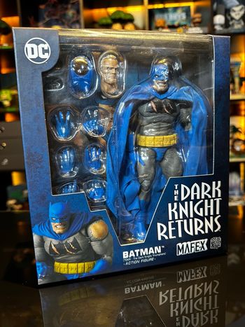 Batman Mafex No.119 The Dark Knight Returns