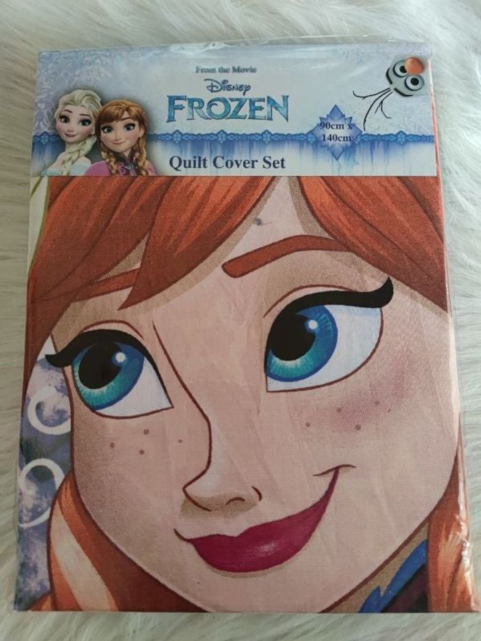 parure de lit reine des neiges elsa et Anna disney 90x140cm