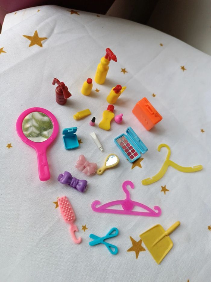 Accessoires accessories coiffeuse coiffeur make-up maquillage barbie mannequin palette vernis beauté - photo numéro 8
