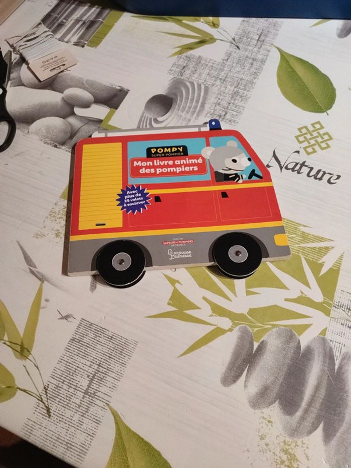 Mon livre animé des pompiers