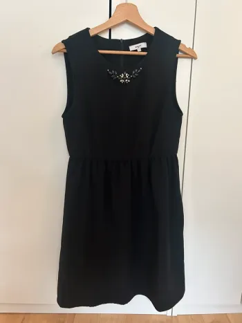 Robe noire chic