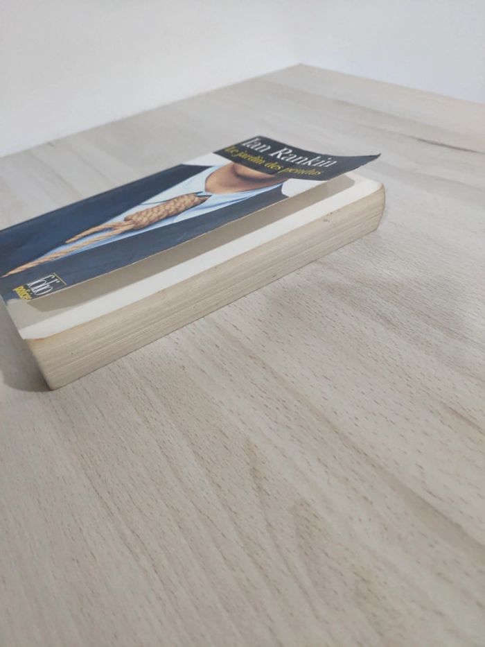 Livre poche le jardin des pendus inspecteur Rebus Ian Rankin - photo numéro 3