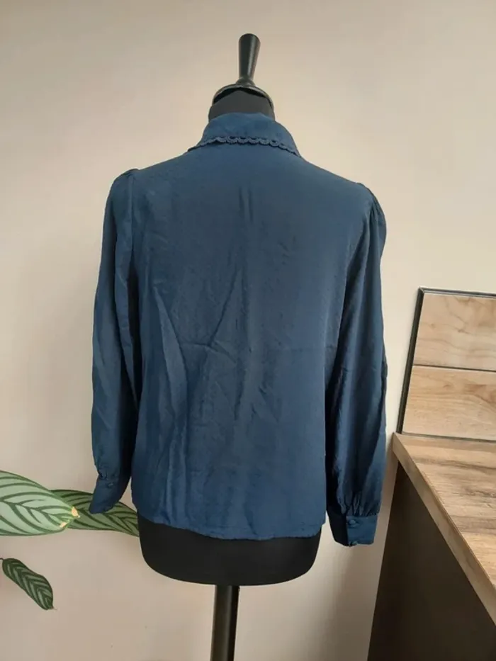 Jolie chemise bleu marine Naf Naf - photo numéro 3