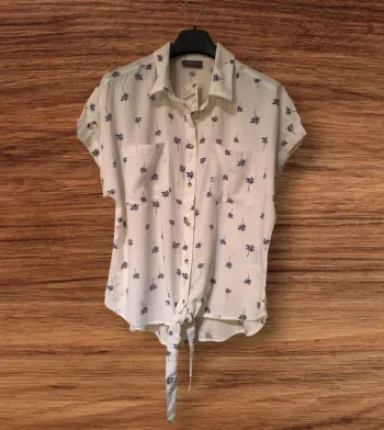 Blouse C&A blanche palmiers – T38 neuve