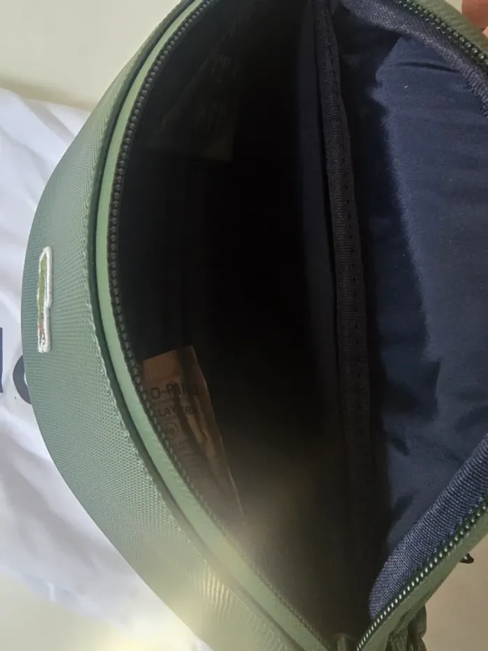 Sac banane Lacoste vert neuf avec étiquettes 🏷 - photo numéro 5